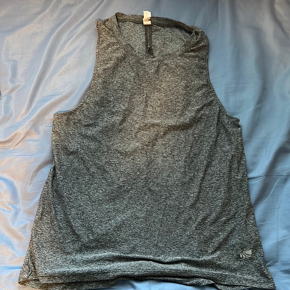 Gray workout tank top